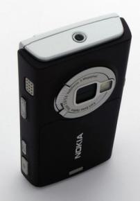 Nokia N95 mobile phone showing camera