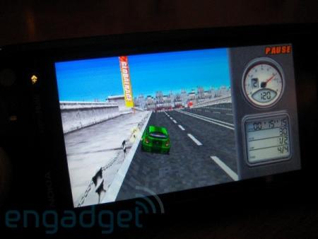 Nokia 5800 XpressMusic playing a game