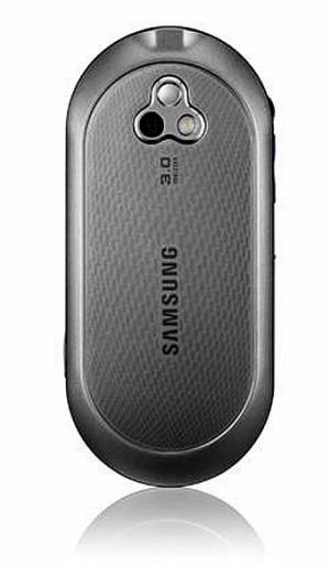 Samsung Beat DJ music phone showing its camera