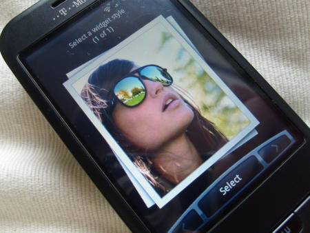 HTC Hero ROM on G1 showing new gallery