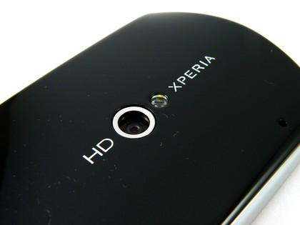 Sony Ericsson Xperia Neo showing camera