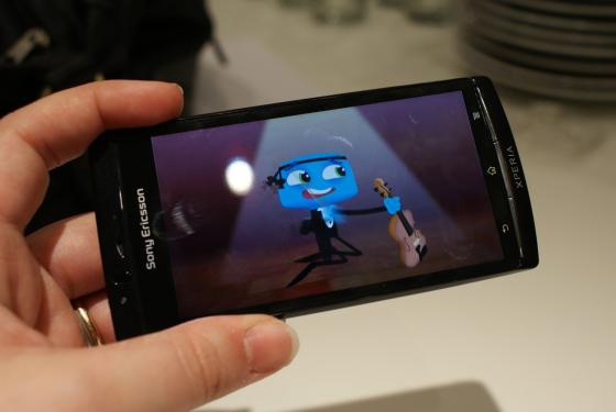 Sony Ericsson Xperia Arc showing video