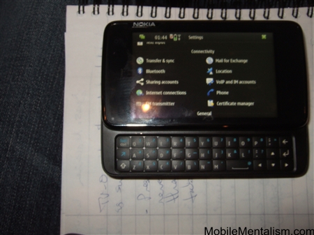 Nokia N900 showing user interface