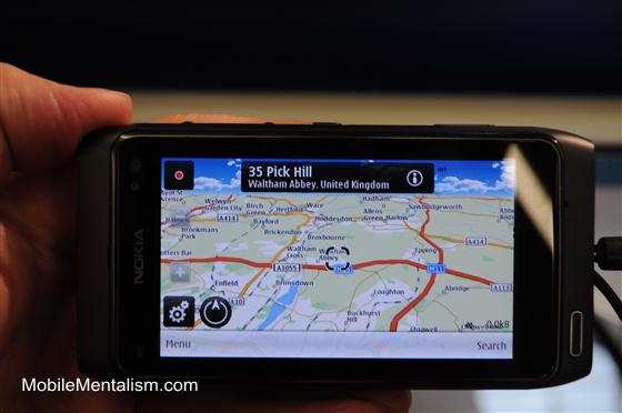 Nokia N8 with Ovi Maps